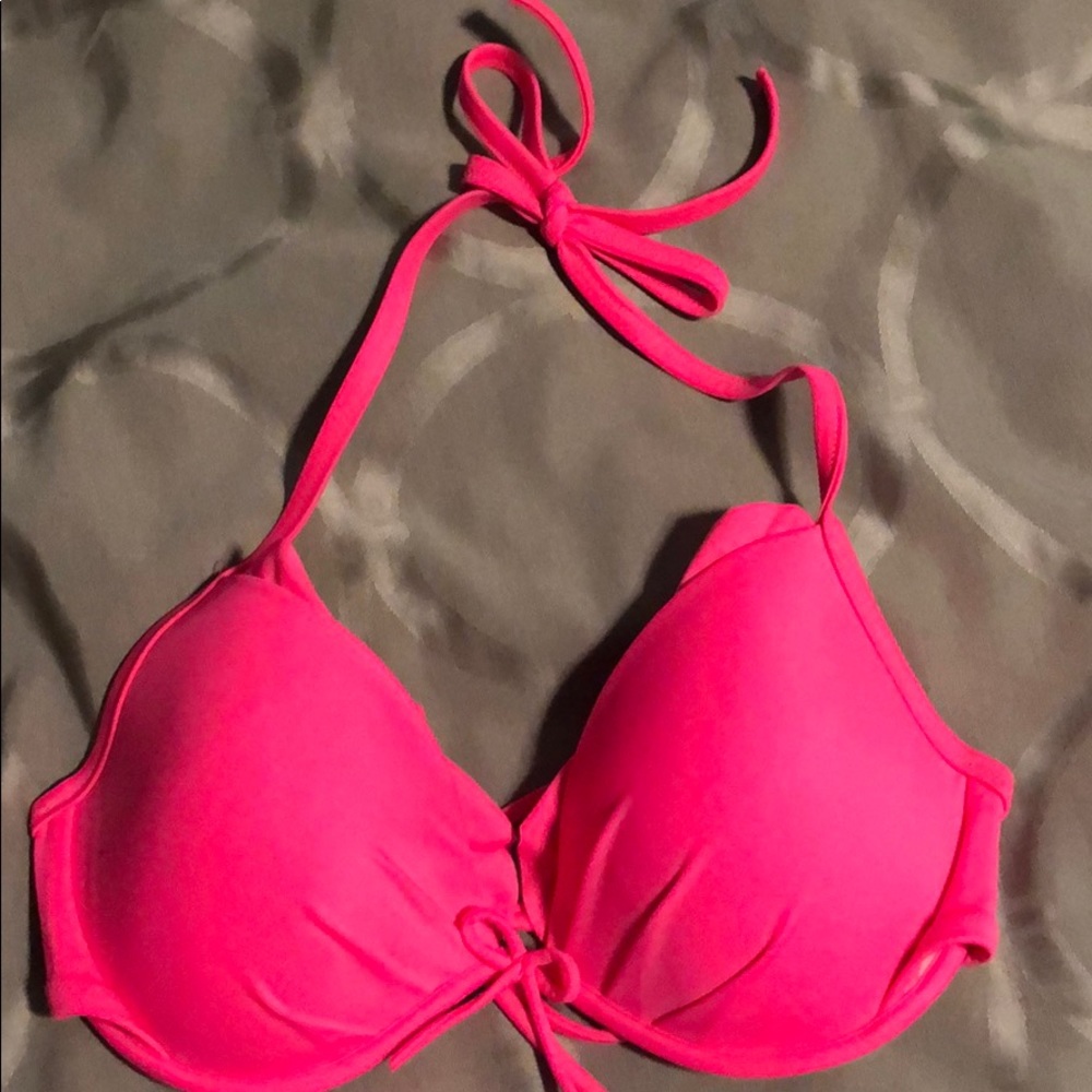 Victoria’s Secret bikini top